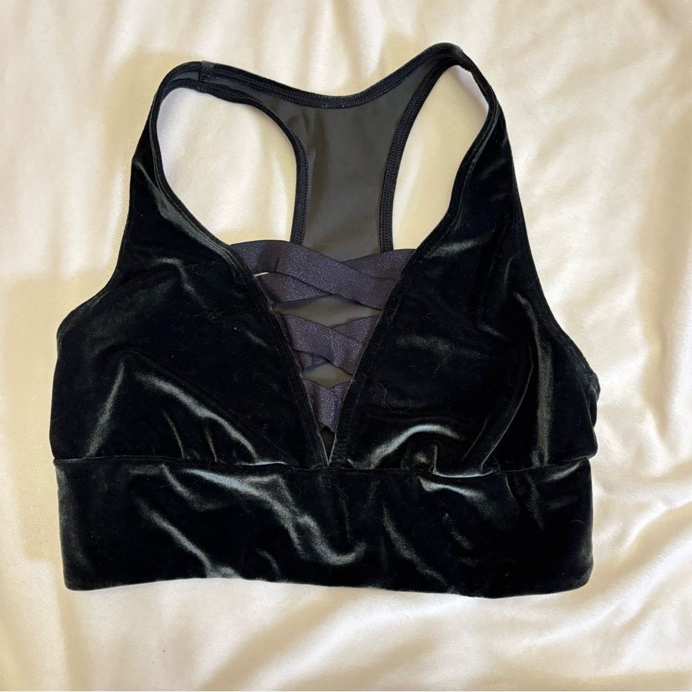 Victoria Sport Velvet Strappy Sports Bra